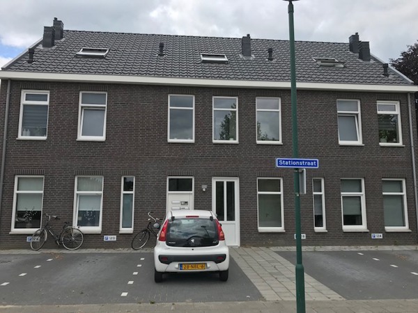 Alphen (NL) Aubergine WF HV